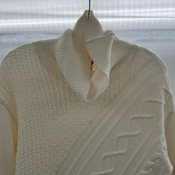 Chico's Women's Cable Knit Turtleneck Sweater Cream Size Small Fringe - Picture 2 of 8